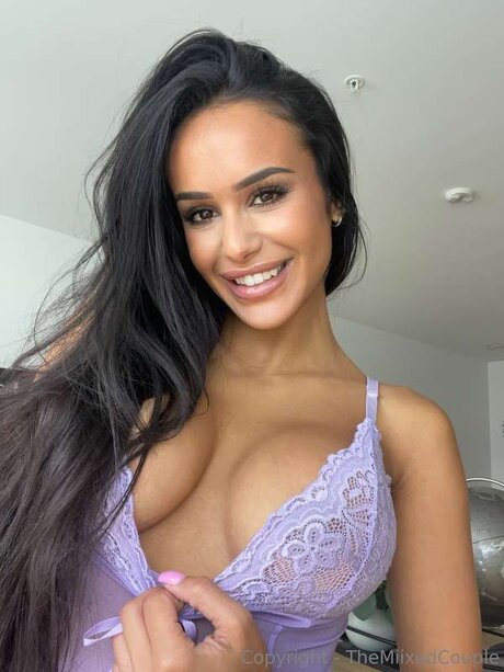 Jasmiinsecretsfree joli modèle image