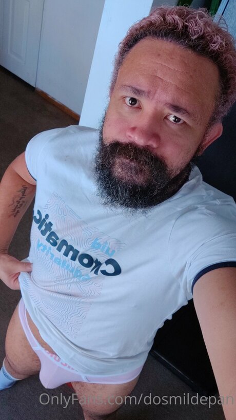 Dosmildepan modèle érotique photo