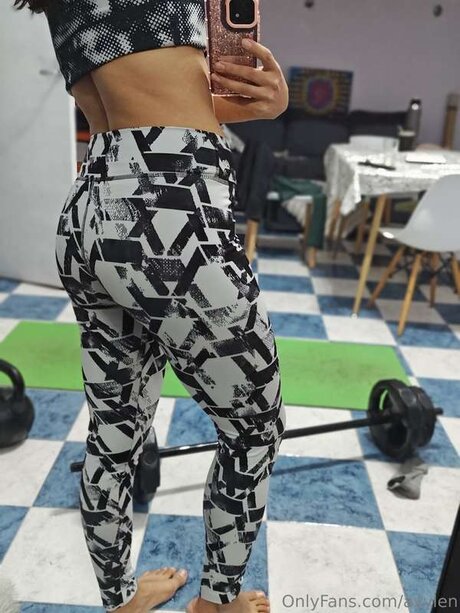 Ayylen actrice de grande qualité photos