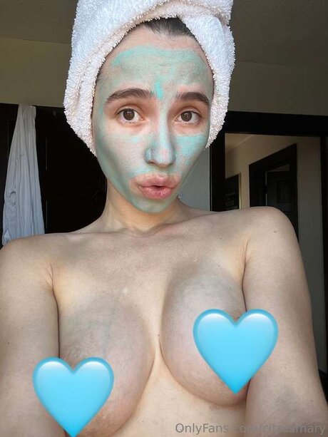 Citrusmary star du porno nue photos