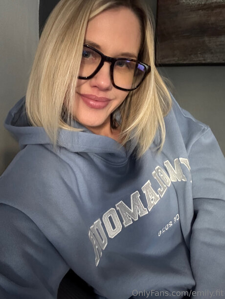 Emily Andersen modèle artistique photo