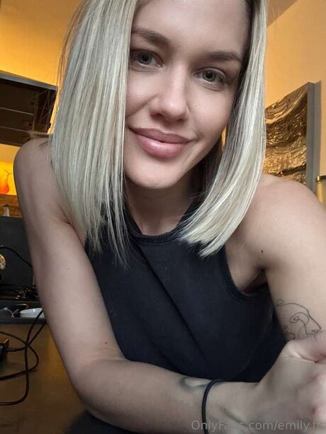 Emily Andersen étoile xxx img