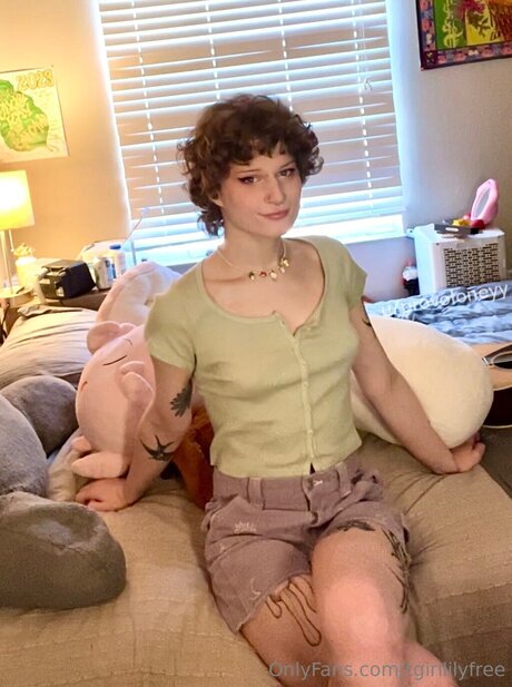 Tgirllilyfree modèle sexy galeries