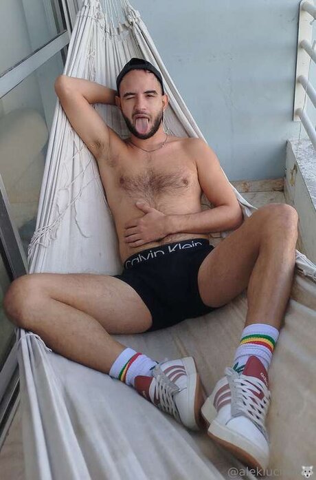 Aleklucian sexe de star du porno image