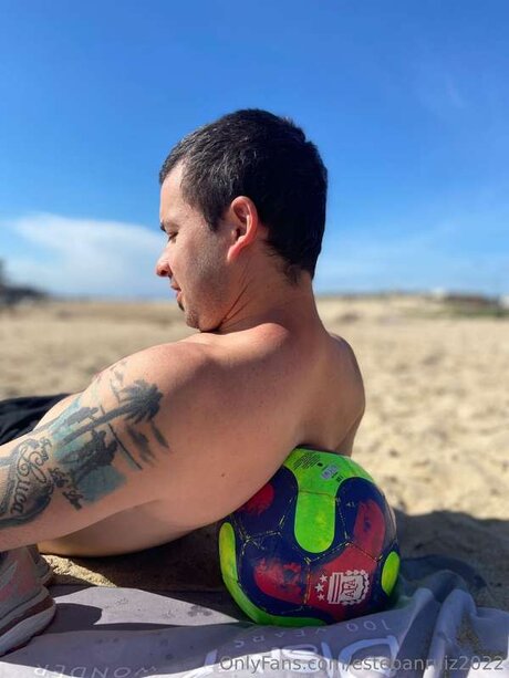 gros seins ébène onlyfans nus parfaits image