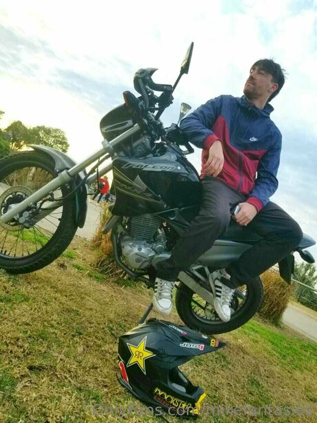 Mikefantasies modèle photos