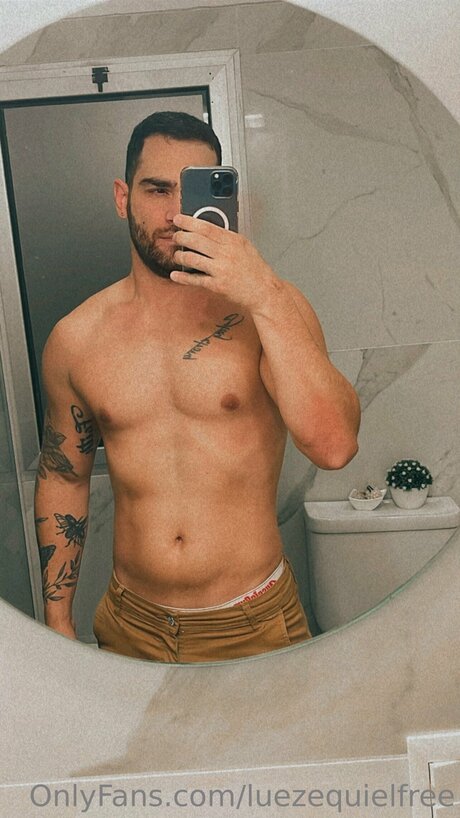 Luezequielfree art star du porno collection