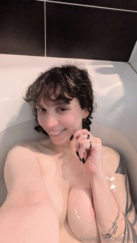 Lugathie modèle de haute qualité collection