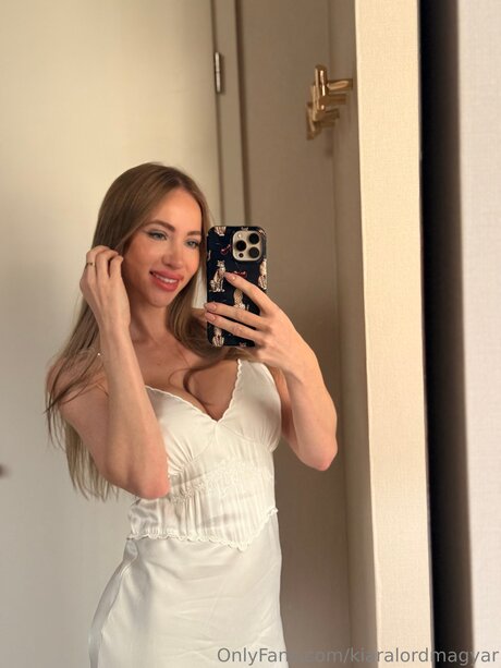 brunette onlyfans pornographique hd galerie