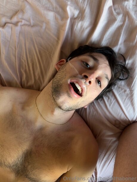 Boywithaboner star du porno chaud image