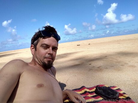 Hawaiian Punch808 star du porno gratuit image