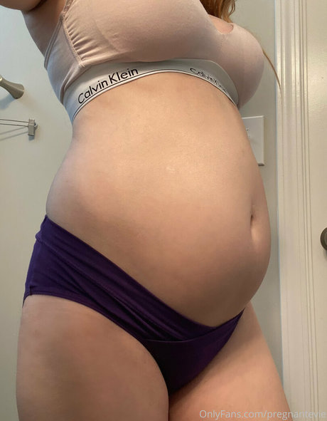 hotmomevie modèle de sexe photo