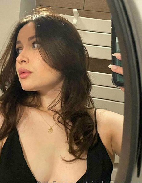 scientist sofi actrice sexy galeries