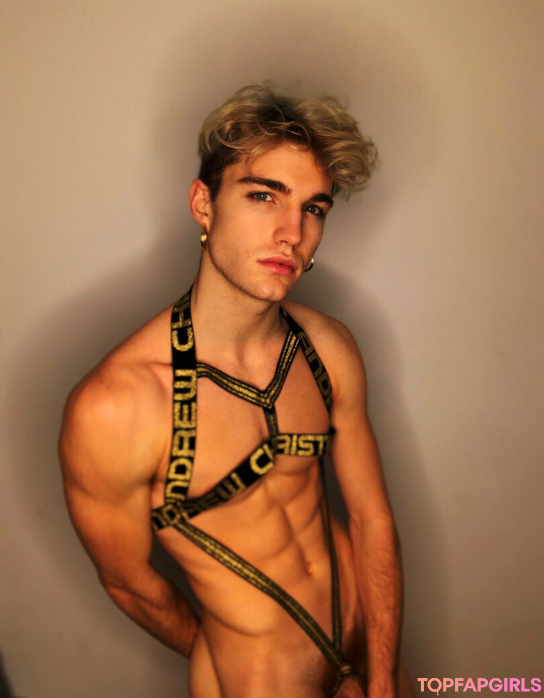 lapin asiatique onlyfans chaud belle archive