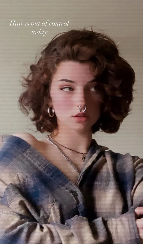 Ltlyata actrice libre archive