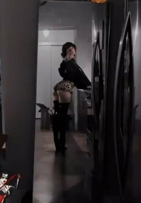 Ltlyata meilleur modèle des photos