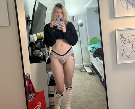 wifemoder modèle magnifique photo