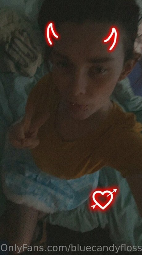 bluecandyfloss modèle érotique images