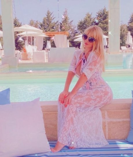 baisers lesbiens onlyfans beau meilleur collection