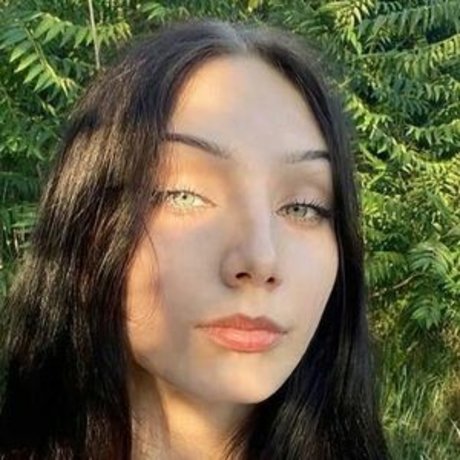 sister itachi modèle pornographique archive