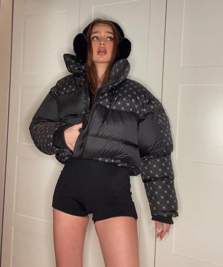 lyutaya ira jolie étoile photos