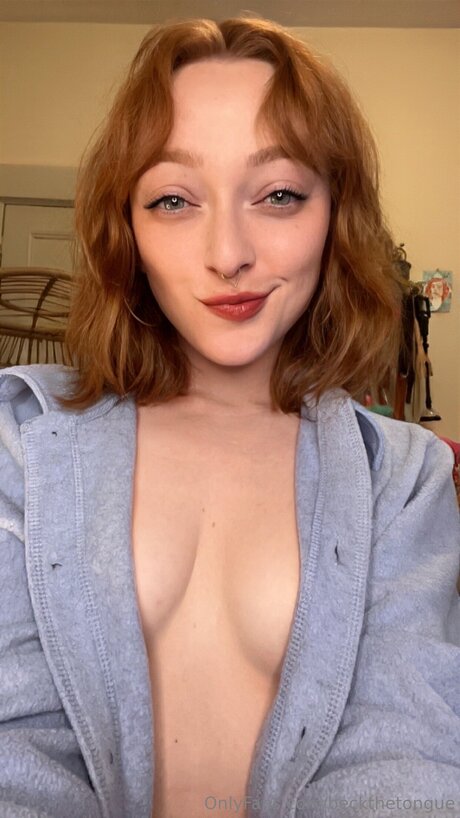 beckthetongue jolie étoile galerie