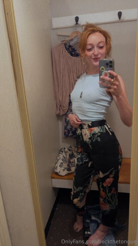 beckthetongue modèle xxx des photos