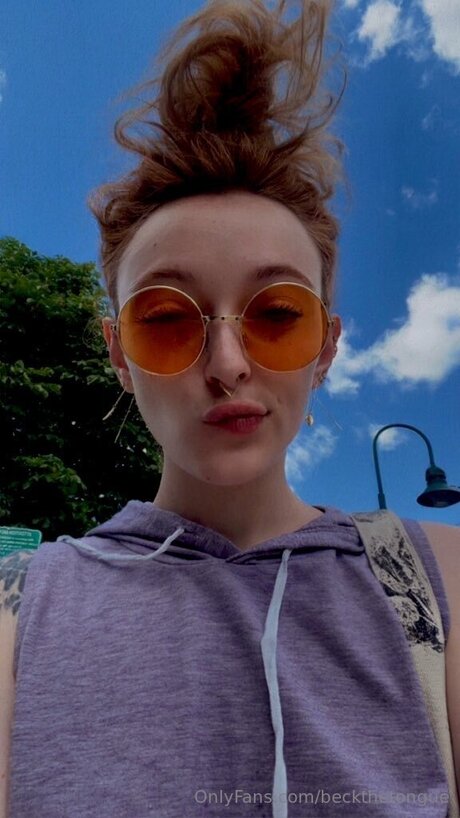 beckthetongue actrice artistique des photos