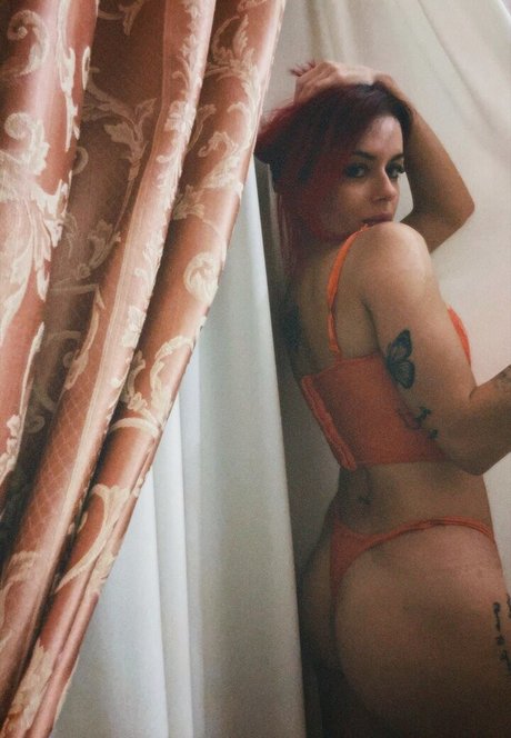 marika93xx modèle adulte archive