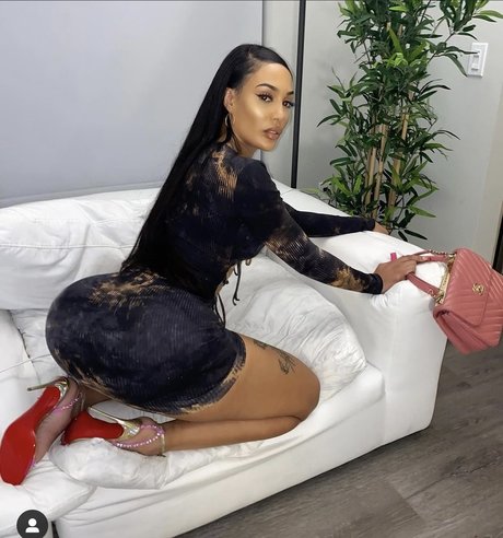 super maigre onlyfans sexy gratuit img