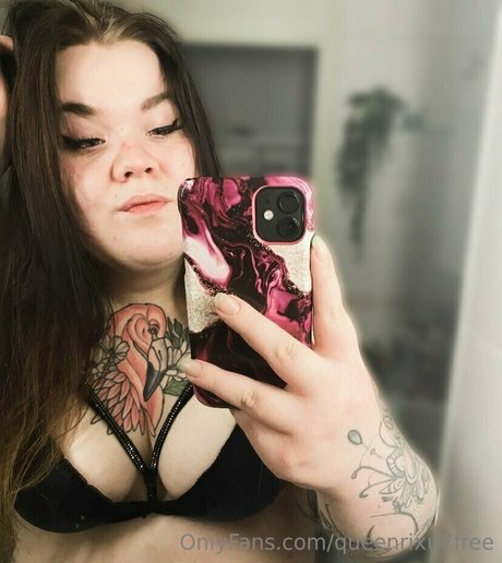 queenrixu7free modèle adulte archive