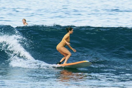 seuls les fans potelés nu en haute qualité photo