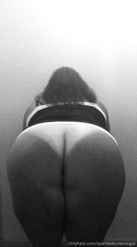 éjacule sur la langue onlyfans la plus belle images