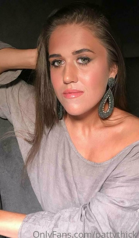 latina solo onlyfans art érotique images