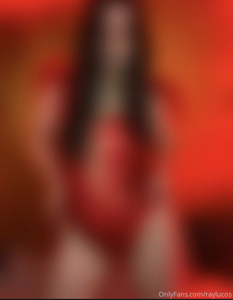 rousse aux gros seins onlyfans chaud belle images