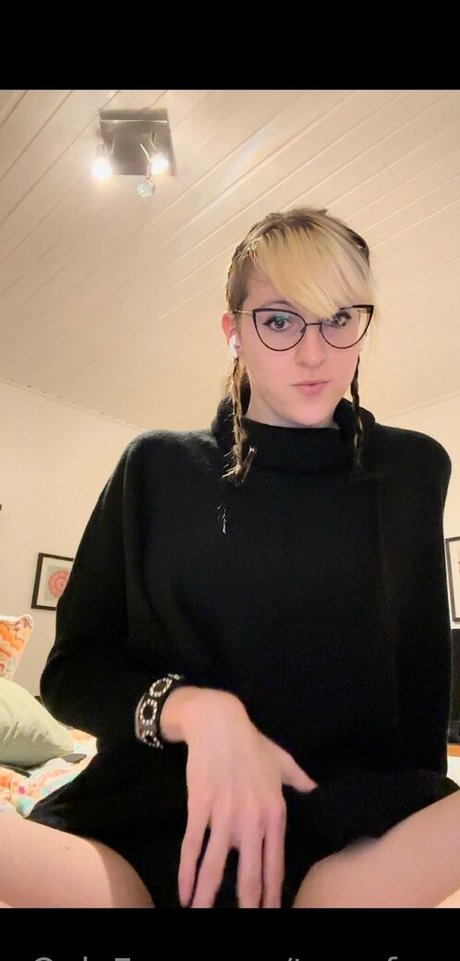 gothravemomfree étoile xxx photos