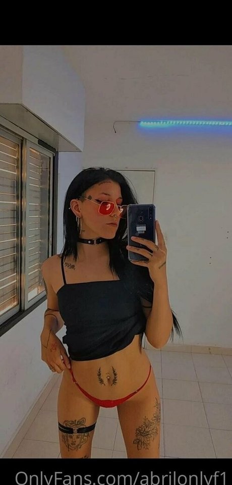 abrilonlyf1 actrice érotique image