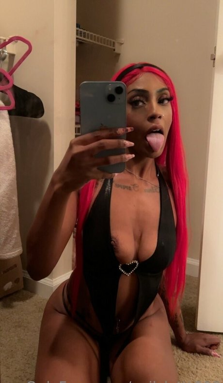 énorme gode onlyfans beau haut galeries