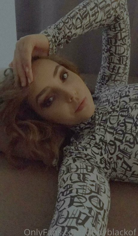 sindyblackof étoile de haute qualité img