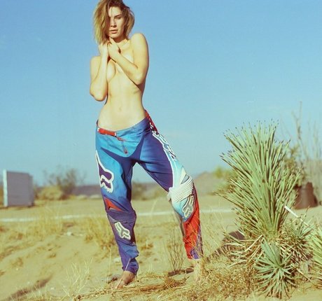 Lauren Bonner modèle porno photo