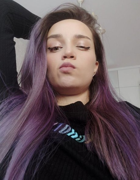 AlinaNaMeli haut de star du porno des photos