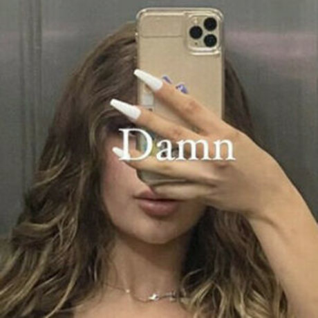 Yobihkenzie modèle adulte des photos