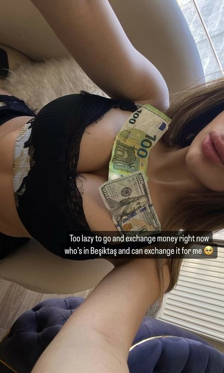 Yobihkenzie modèles nus galeries