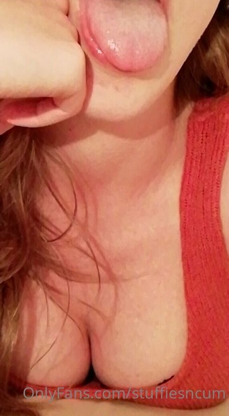 stuffiesncum actrice porno photos