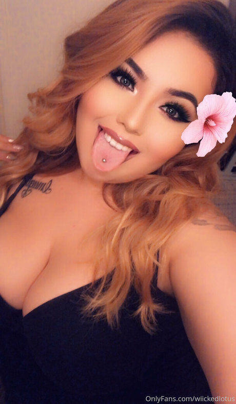 babygiirl45 étoile exclusive photos