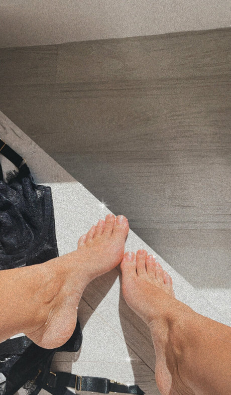 fans dadolescents japonais uniquement assez nue image