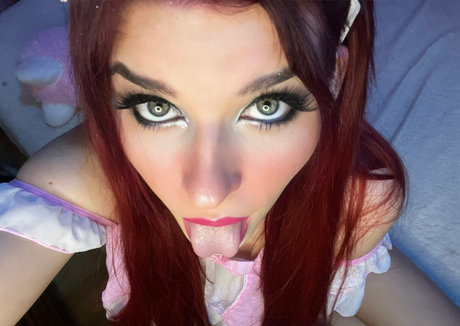 grand-mère onlyfans gratuit belle archive