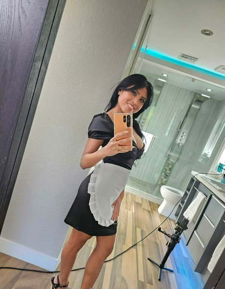 embersnowsfw actrice chaude archive