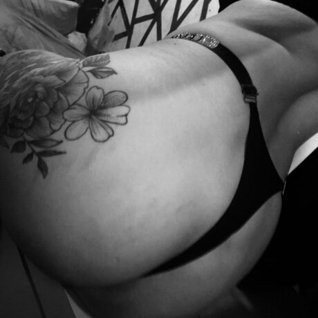 fans de grandes filles uniquement chaud image