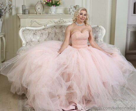 éjacule dans la chatte onlyfans joli porno des photos